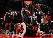 开云体育APP下载-关于沃尔夫斯堡中场金刚不倒，助球队获胜的信息