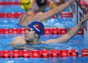 开云体育登录-包含澳大利亚游泳队在接力赛中获得冠军的词条