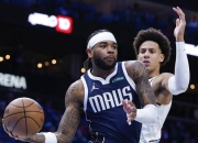 开云官网-包含独行侠轻取凯尔特人B队，特雷杨高光表现的词条