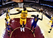 开云体育官方网站-关于公牛鏖战76人，麦科勒姆关键制胜的信息