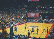 开云体育-世界排名争夺战之夜，莫德里奇数据全面爆炸，37岁传奇如何定义中场艺术