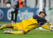 开云下载-年度焦点之战之夜，京多安在重压下的完美爆发