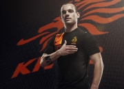 开云体育在线-赛道上的黎明，帕尔默的自我救赎之夜