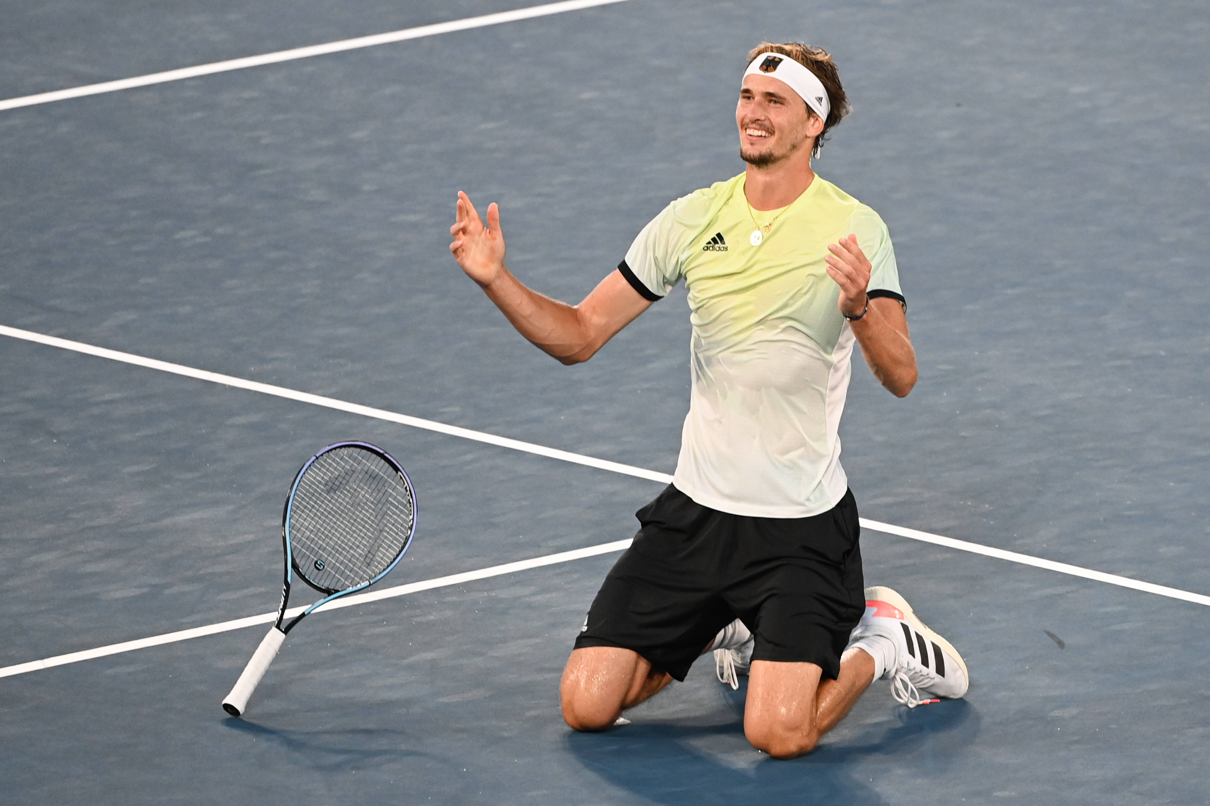 德国网球队逆转世界网球队，兹维列夫惊艳世界