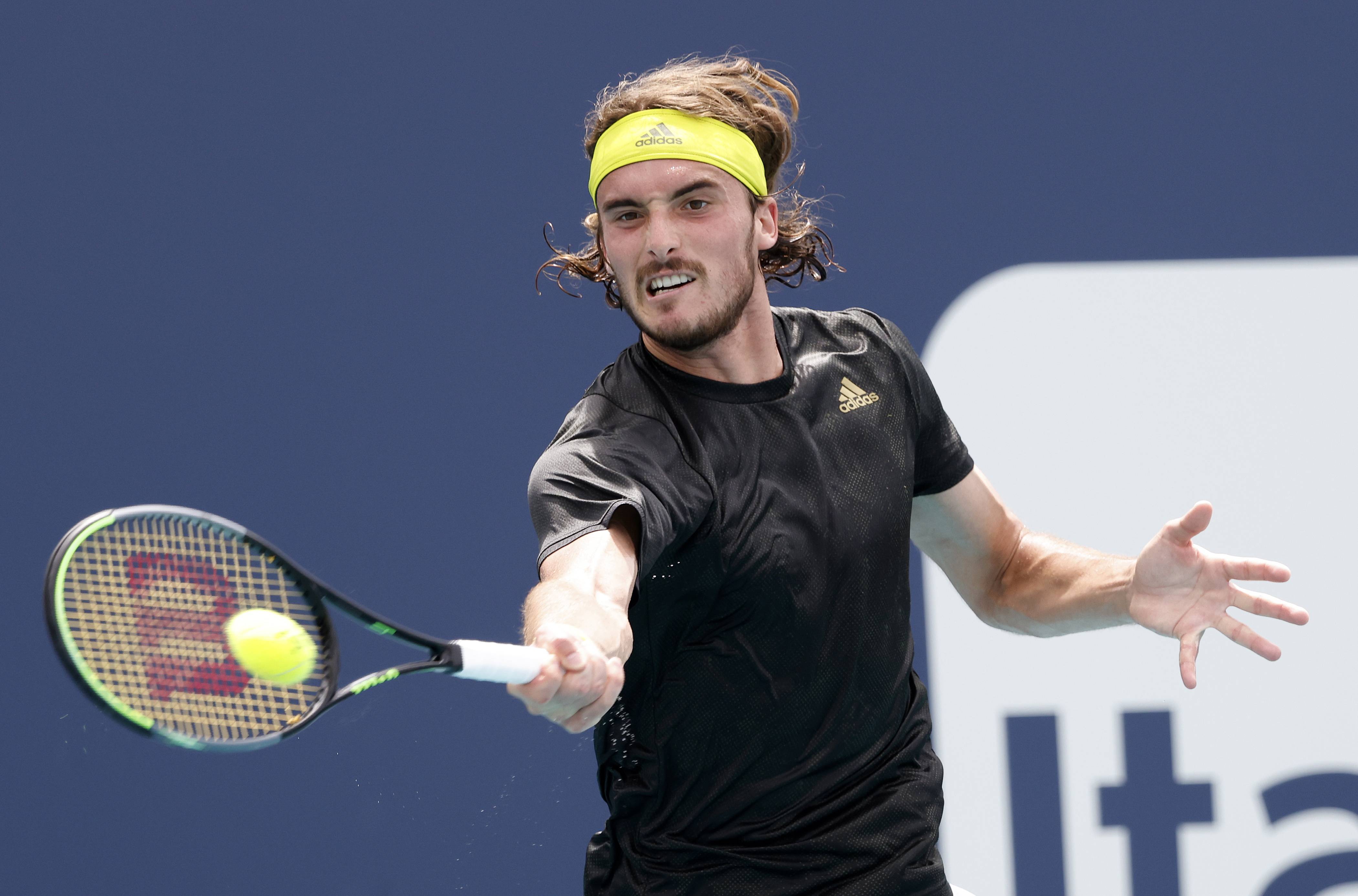 关于澳大利亚网球队横扫西班牙网球队,西西帕斯制霸全场的信息 关于澳大利亚网球队横扫西班牙网球队,西西帕斯制霸全场的信息