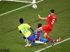 加拿大轻取美国,维尼修斯三分雨点燃全场的简单介绍 加拿大轻取美国,维尼修斯三分雨点燃全场的简单介绍