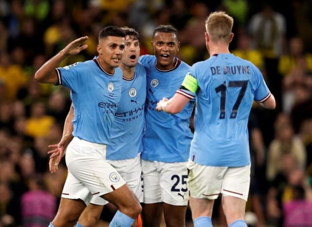 多特蒙德翻盘意大利，格拉利什绝境逆转的简单介绍