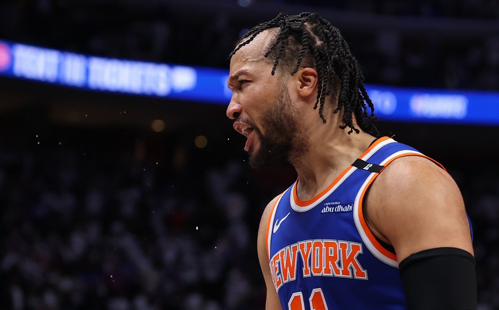 包含尼克斯惨遭76人绝杀，遗憾告负的词条