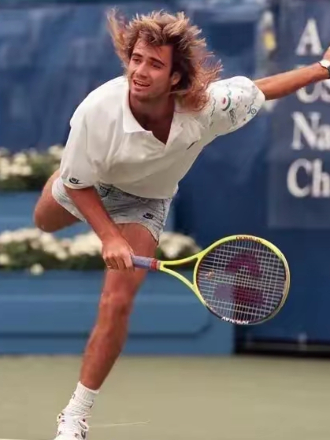 关于意大利网球队完胜日本网球队，阿尔卡拉斯绝境逆转的信息